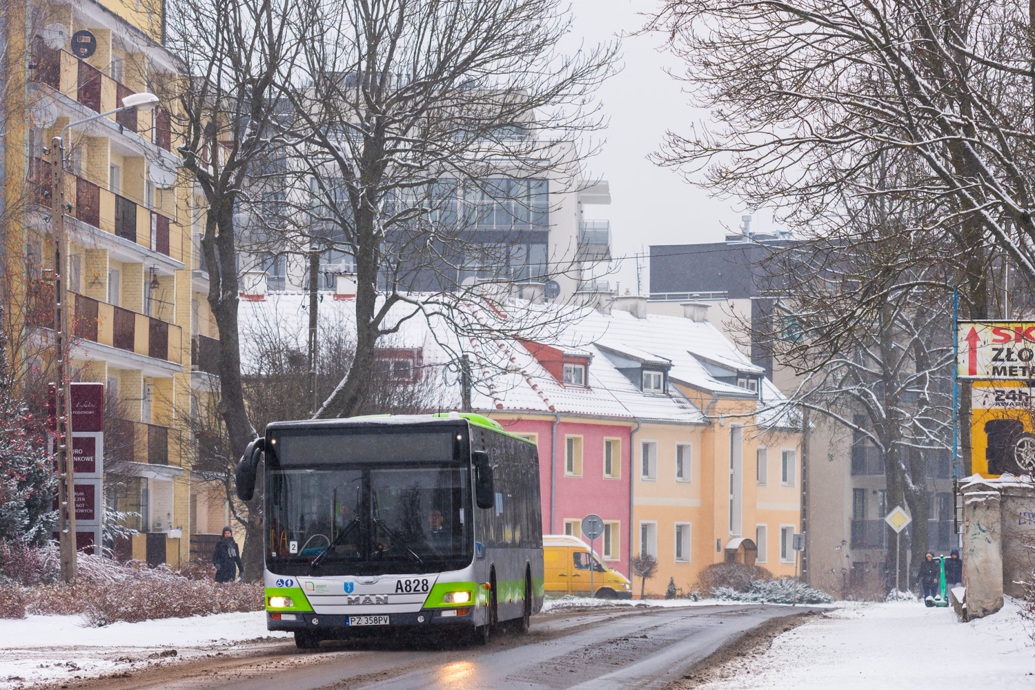 MAN NL323 Lion`s City #A828