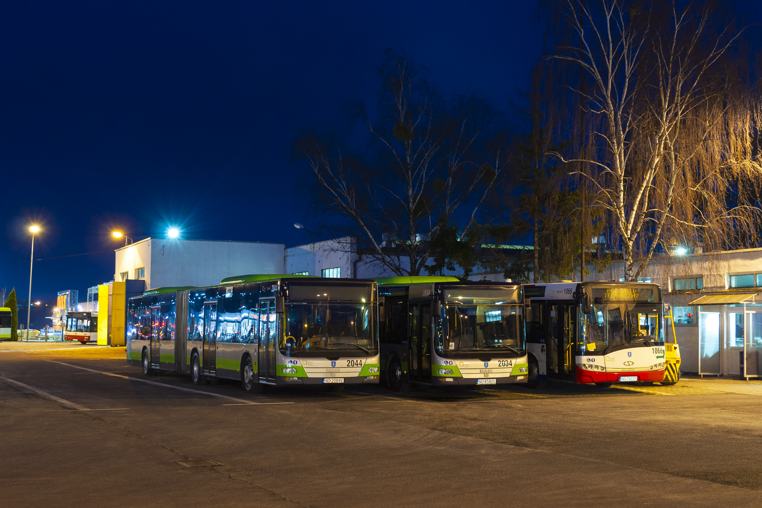 MAN NG323 Lion`s City G #2044