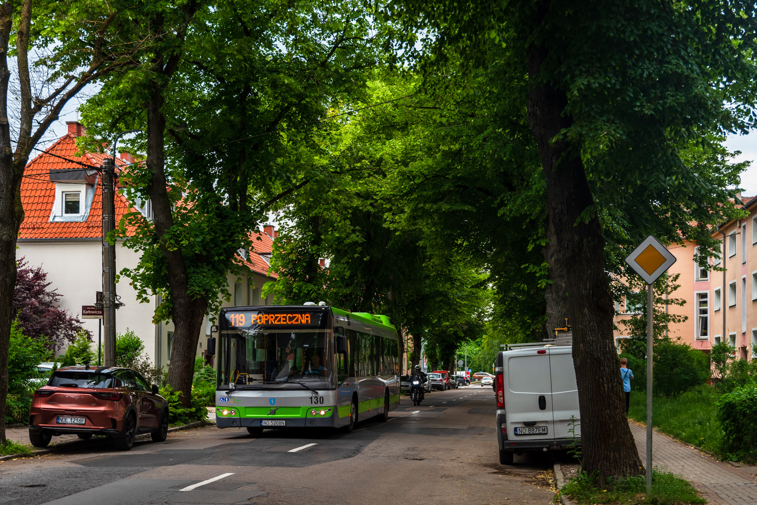 Volvo 7700 #130
