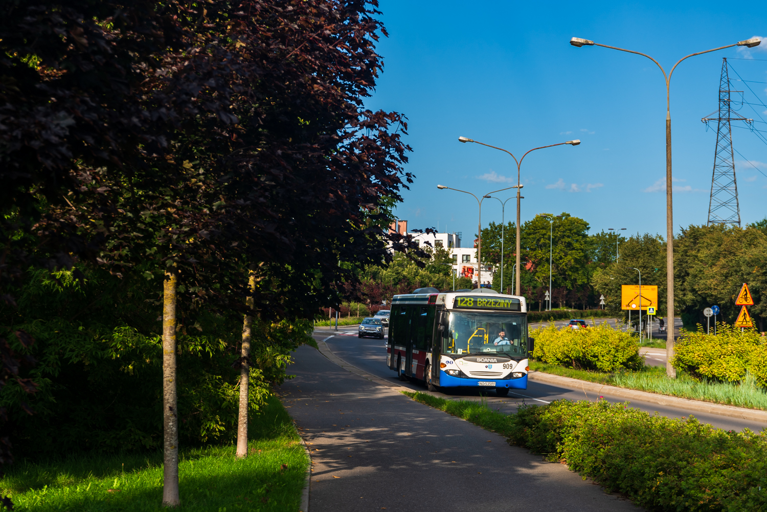 Scania CL94UB 4x2 LB #909